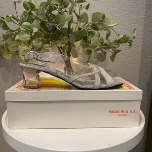 Vtg California Magdesians Silver & Clear Lucite Heels Slingback Cinderella 9